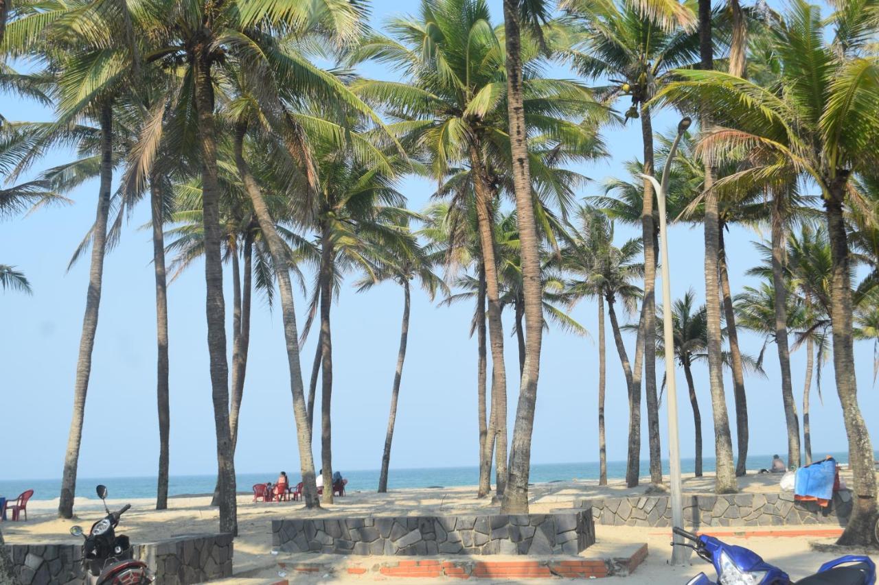 Cua Dai Beach Hotel View Beach & River An Luong Exterior photo
